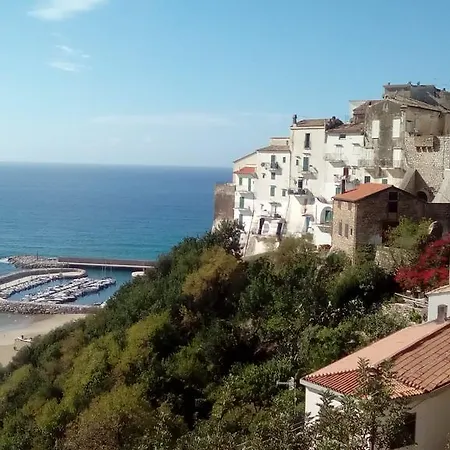 Daire Il Bianco E Il Blu Sperlonga